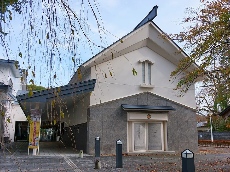 新潮社記念文学館